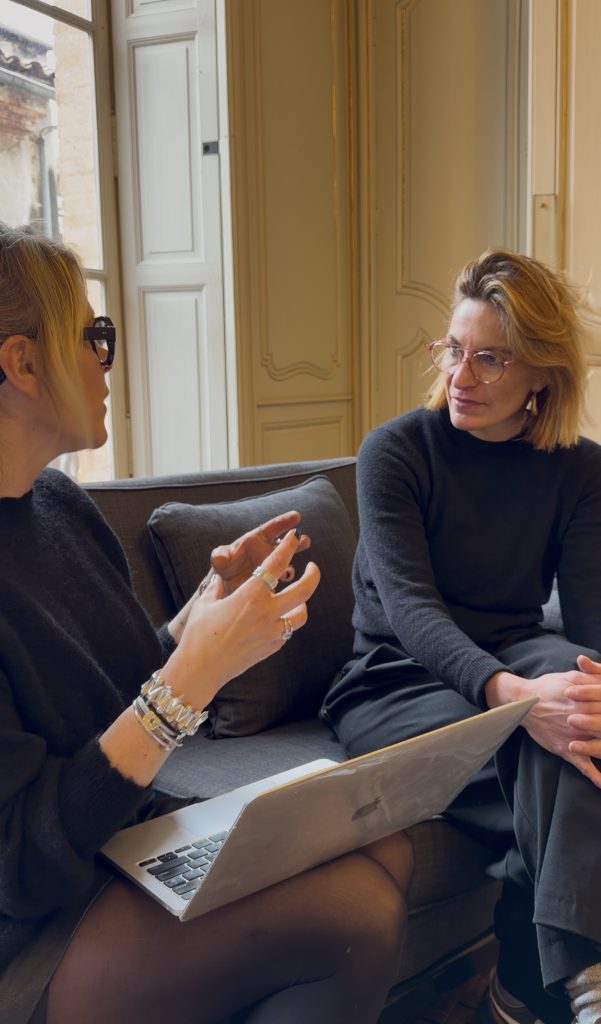 lunettes de créateur- etui à lunettes-raphaelle Germain optique créateur Toulouse, montures exclusives, boutique